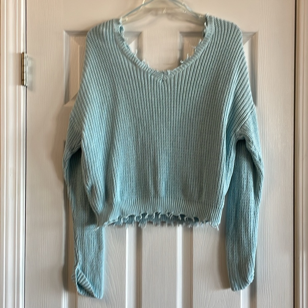 ❤️ 5/$25 - Jessica Simpson crop sweater - Sz L - Picture 3 of 4